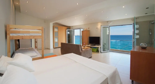 Infinity Beach House
