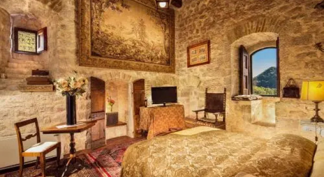 Lo Rocca Dei Trinci, Book Hotel Hotels in Foligno with Parking, Parking