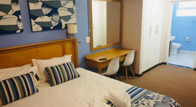 Апартаменты 65OnLagoonDrive 5 sleeper Self-catering Unit