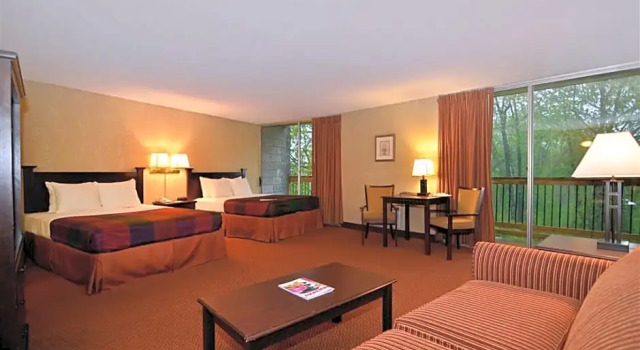 Четырёхместный люкс Best Western Branson Inn and Conference Center