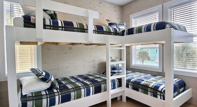 Lucky Enough Vw48 4 Bedrooms 3.5 Bathrooms Home