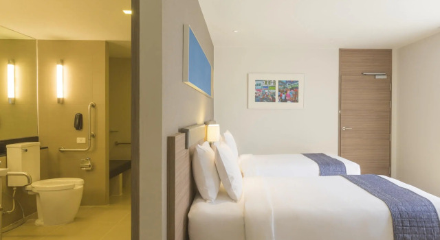 Двухместный номер Standard Отель Holiday Inn Express Bangkok Sathorn