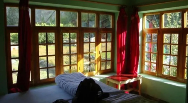 Maha Guest House