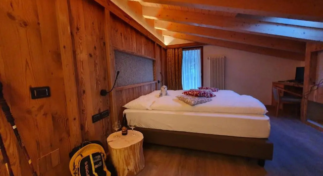Hotel Ortles Dolomiti Walking & Spa, Book Hotel 3-Star Hotels in Pejo, 3*