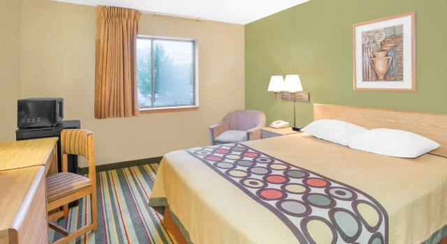 Super 8 by Wyndham East Moline, Prenota Hotel East Moline Quad Cities