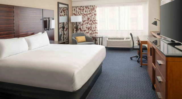 Двухместный номер Standard DoubleTree by Hilton San Francisco Airport