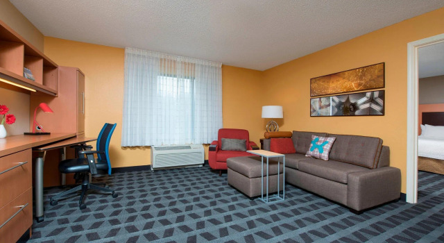 Двухместный люкс c 1 комнатой TownePlace Suites by Marriott Kalamazoo