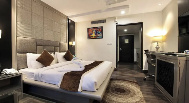 Номер Deluxe с видом на город Hotel Harmony Inn