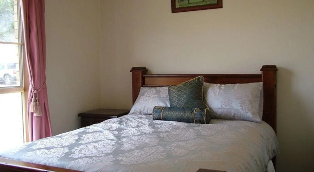 Halls on Falls Homestead, Book Hotel Hoteller i Strath Creek med parkering, Parkering