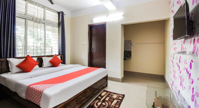 Люкс Standard Hotel O Royal Pearl Inn