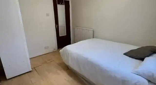 Standard Single quarto Bruce Rooms