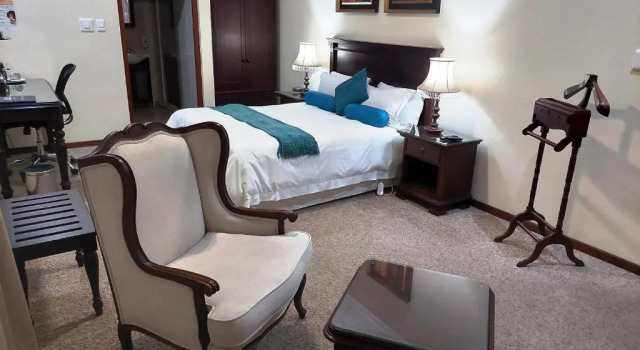 Номер Deluxe 26 On Chamberlain Guest House