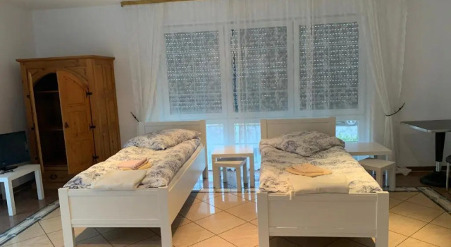 Ferienwohnung 2 Mit Garten