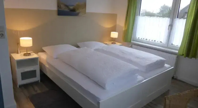 Gästehaus Üs Eilun, Забронировать Отель Нордорф Amrum