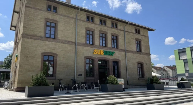 Hotel-am-Bahnhof Stuttgart-Ditzingen, Prenota Hotel Ditzingen Baden-Württemberg