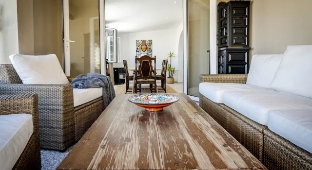 CC33 - Comfortable apart center of San Pedro, Забронировать Отель Отели Сан-Педро-де-Алькантара с парковкой, рядом с Playa de San Pedro, Парковка