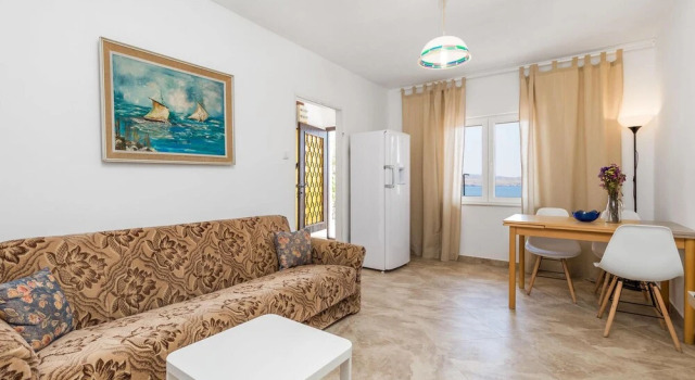 Nice Home in Cesarica With Wifi and 2 Bedrooms