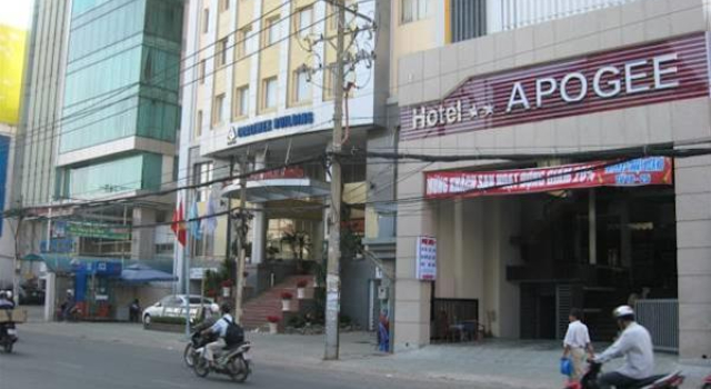 Apogee Hotel, Забронировать Отель Отели Куан-Бинь-Тхань с парковкой, Парковка