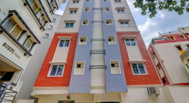 Rester Select -Suites Madhapur, Rezerwuj Hotel Hyderabad 