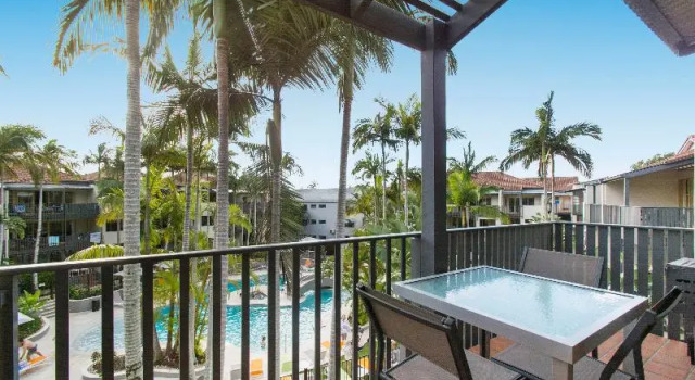 Апартаменты c 1 комнатой с балконом и с видом на бассейн Mantra French Quarter Noosa