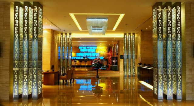 Cambridge Hotel Medan, Buchen Sie Hotel Medan Sumatra, in der Nähe von Cambridge City Square