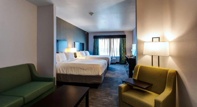 Четырёхместный люкс Holiday Inn Express & Suites Gatesville - N. Ft Hood by IHG