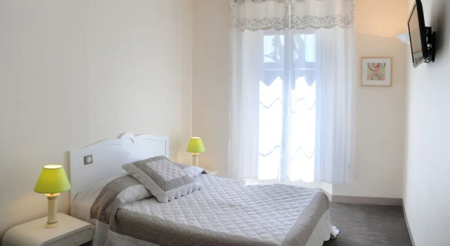 Номер Comfort Logis Hôtel la Vallée de lArc