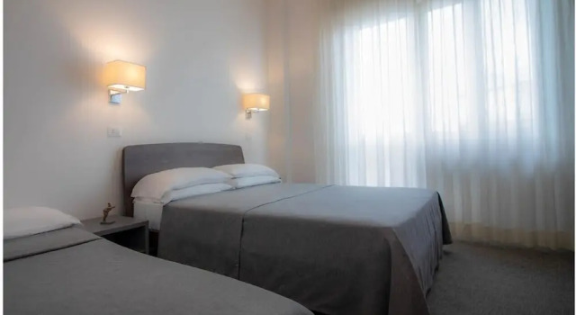 Номер Standard Hotel Caraibi - Breakfast Until 11-00 and Dinner-Mirabilandia Partner