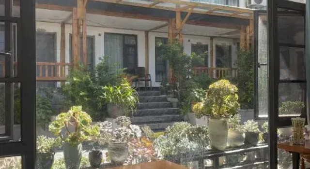 Shangri-La Central Tiger Leaping Canyon Dream Boutique B&B