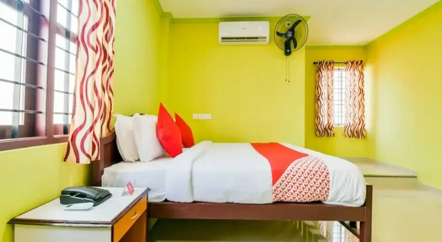 Anchor House by OYO Rooms, Забронировать Отель Отели штата Кералы с парковкой, Парковка