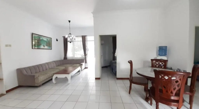 Bungalow Superior Aries Biru Hotel & Villa