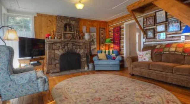 New! Edelweiss Mountain Haus -- E.V. Reg # 3386 Cottage, Забронировать Дом для отпуска Отели Эстес-Парк с парковкой, рядом с Lake Estes 9-Hole Golf Course, Парковка