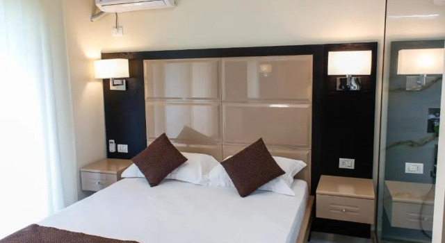 Двухместный номер Standard с балконом и с видом на море Hotel Liro