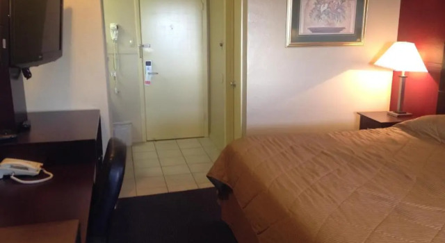 Номер Standard Colonial Inn Monahans TX