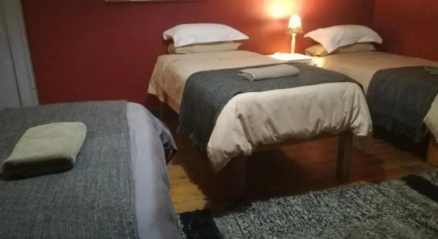 Четырёхместный номер Economy House On Plein
