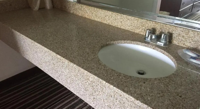 Четырёхместный номер Standard Econo Lodge Yemassee