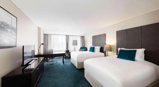 Четырёхместный номер Superior Sofitel Brisbane Central