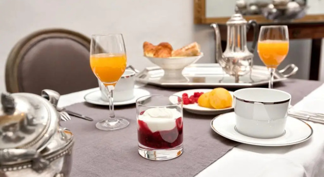 Cour des Dames, Prenota Hotel Hotel a Aquitania con colazione, Colazione