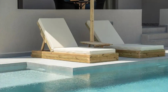 Четырёхместный номер Standard с балконом Casa Nostos