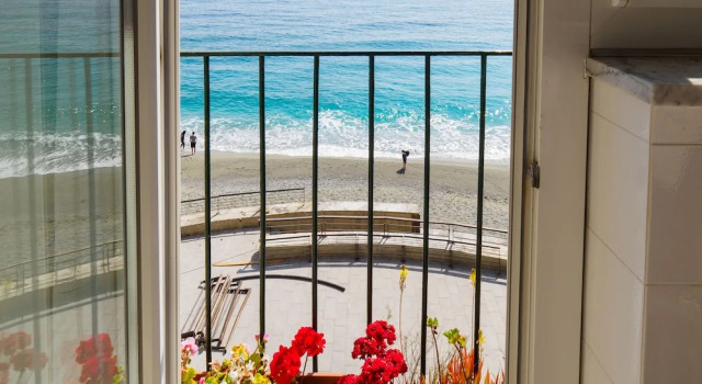 Апартаменты Giaella Sea View Apartment