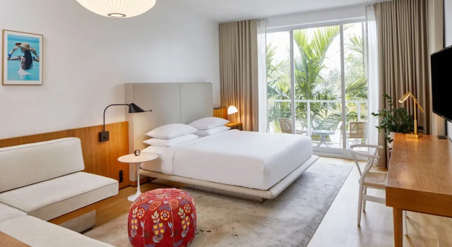 Двухместный номер Deluxe с балконом The Sarasota Modern, a Tribute Portfolio Hotel