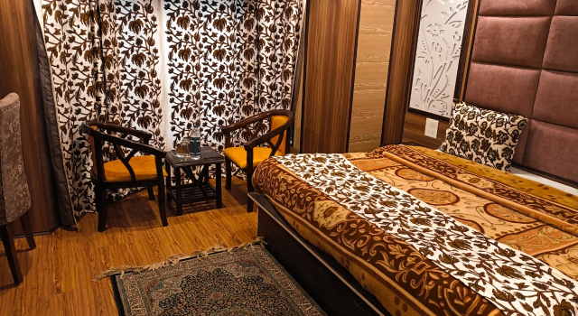 Hotel Zahgeer Gulmarg, Забронировать Отель Гульмарг Jammu & Kashmir Ski