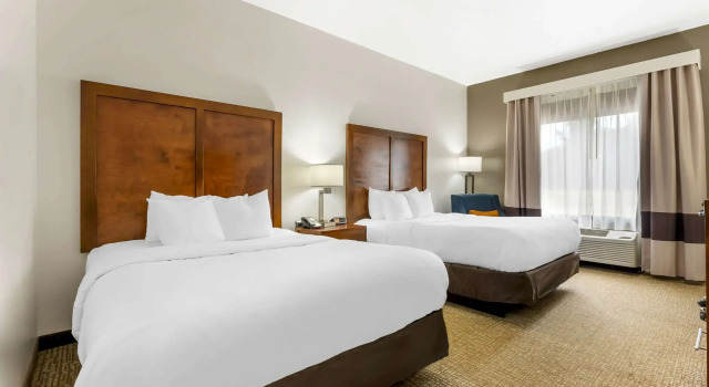 Четырёхместный номер Standard Comfort Inn Brownsville I-40