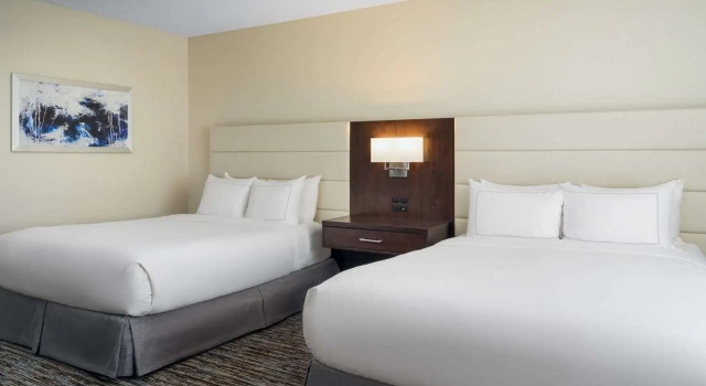 Номер Standard DoubleTree by Hilton Greensboro