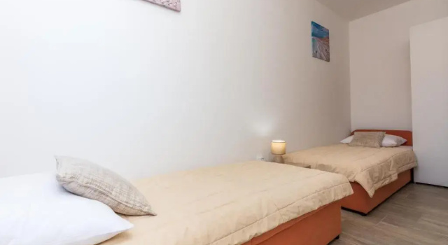 Pasko 3 modern furnished ap for 7