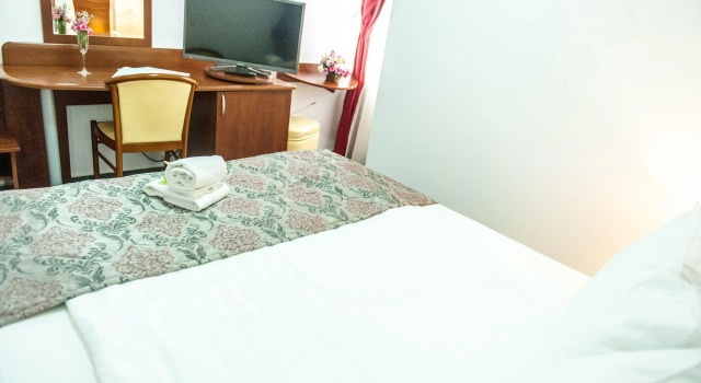 Hotel Parc Sibiu, Забронировать Отель Отели Сибиу с завтраком, рядом с The Council Tower of Sibiu, Завтраки