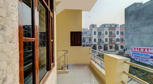 OYO 76880 Hotel 2 Cubes, Book Hotel Phagwara Punjab