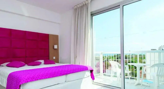 Meandros Apts, Varaa Hotelli Protarás Famagusta