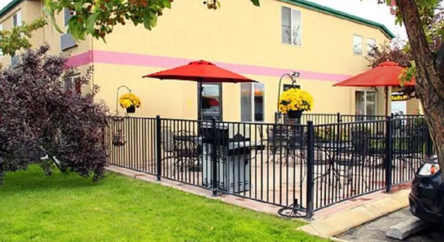 Четырёхместный люкс Quality Inn & Suites Meridian - West Boise
