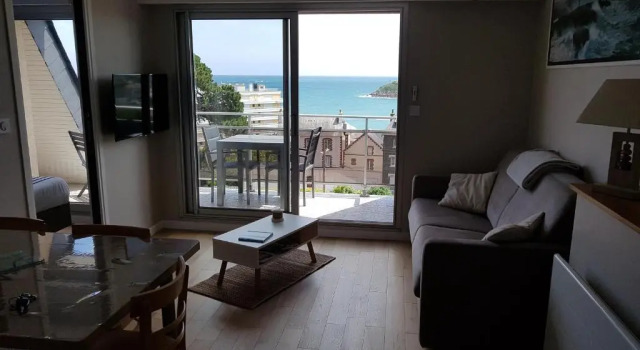 Апартаменты Kerwelmor, appartement avec vue sur la mer